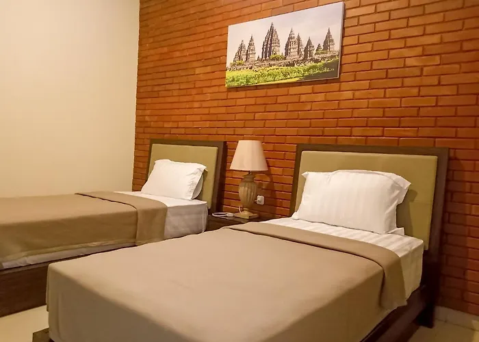 Omah Watu Homestay
